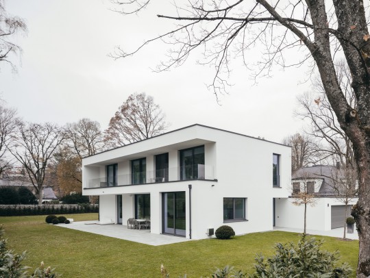 BILD:       		Wohnhaus G            