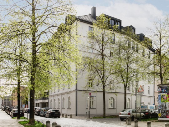BILD:       		Gesamtsanierung und Dachausbau Baudenkmal Kesselbergstraße            