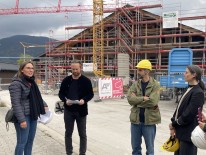 BILD:   		Ein fantastischer Architektur-Tag im Tal        